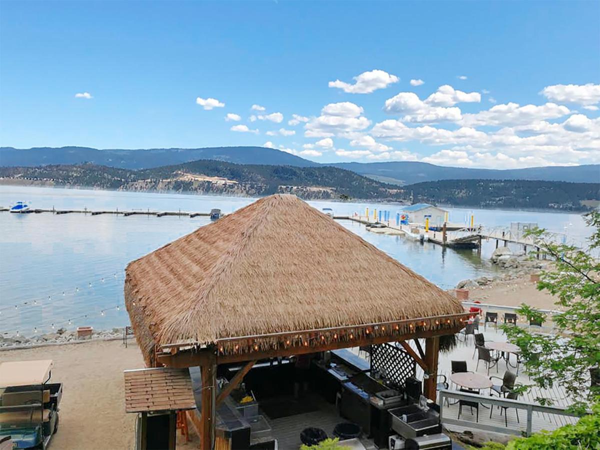 Cozystay Signature Lake Okanagan Resort Келоуна Экстерьер фото
