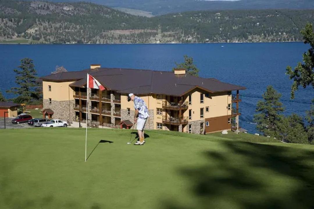 Cozystay Signature Lake Okanagan Resort Келоуна Экстерьер фото
