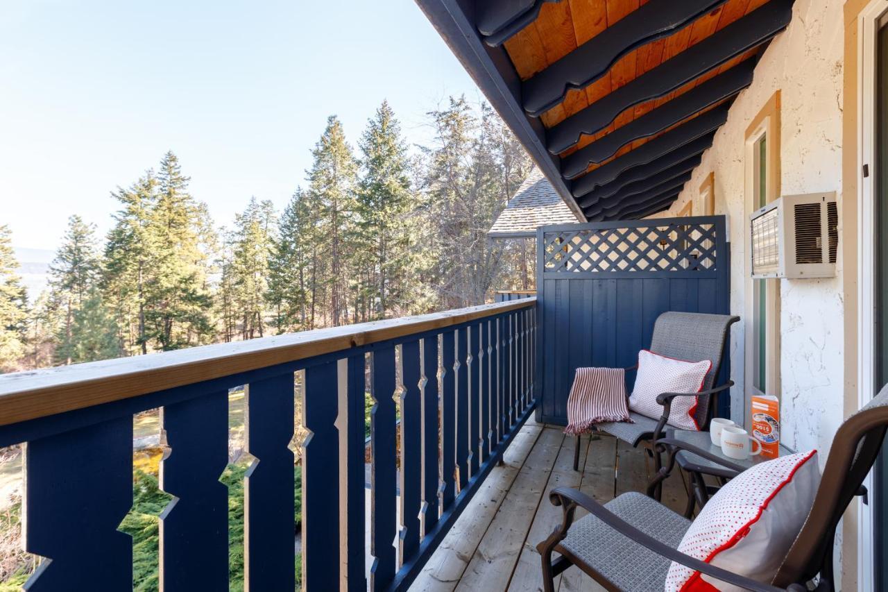 Cozystay Signature Lake Okanagan Resort Келоуна Экстерьер фото